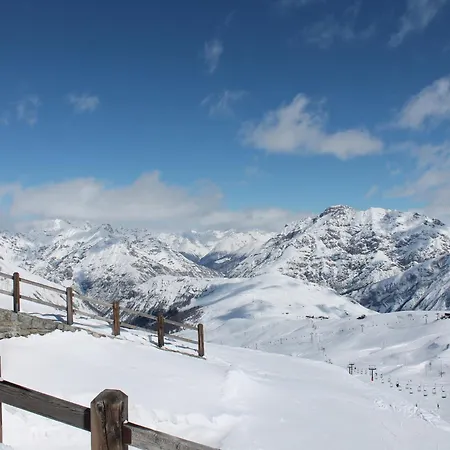 Semesterbostad Stunning In Near Lift *